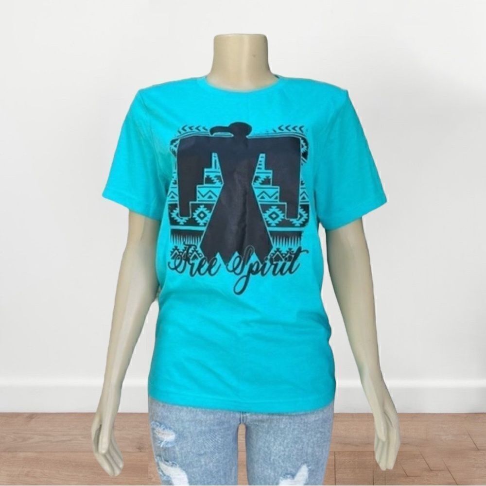 Women's Thunderbird/Free Spirit/Aztec Western Graphic Tee Size‎ Medium